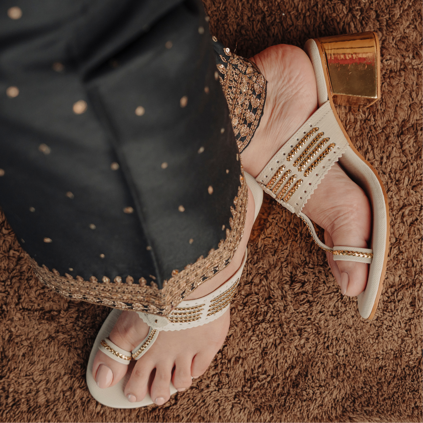 Bandhan White and Gold Box Heels