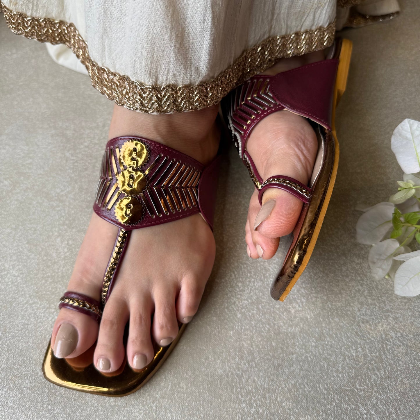 Maroon Damak Flats