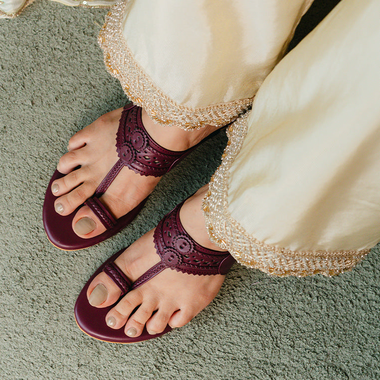 Cherry Kohlapuri Small box Heel