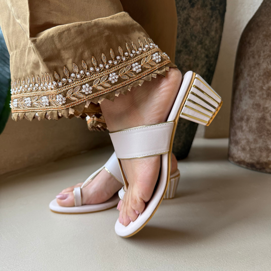Cream Suneri Box Heel