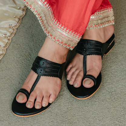 Black Mogra Small box Heel