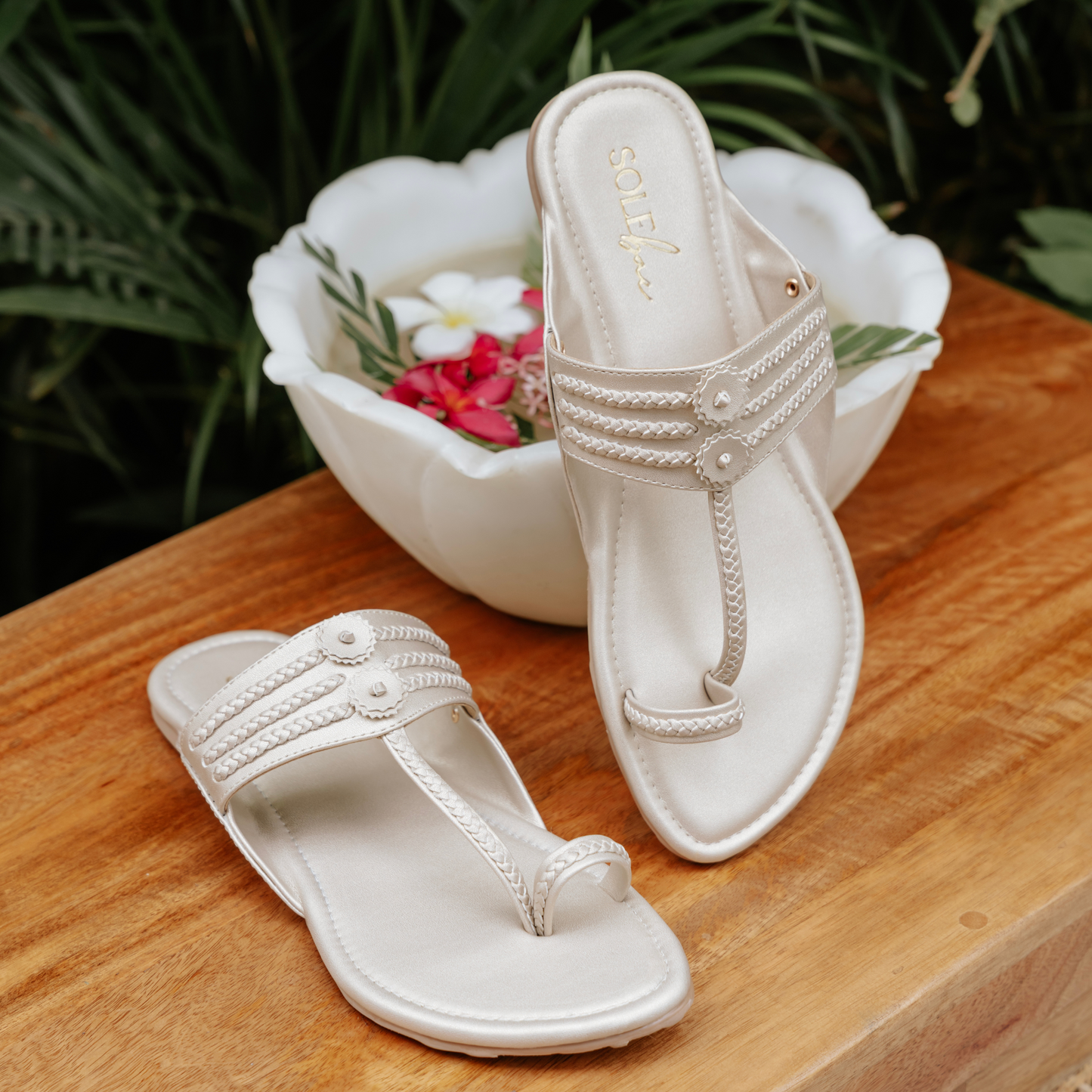 Lite Gold Veerang Flats