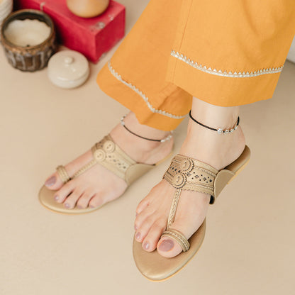 Gold Kolhapuri Flats
