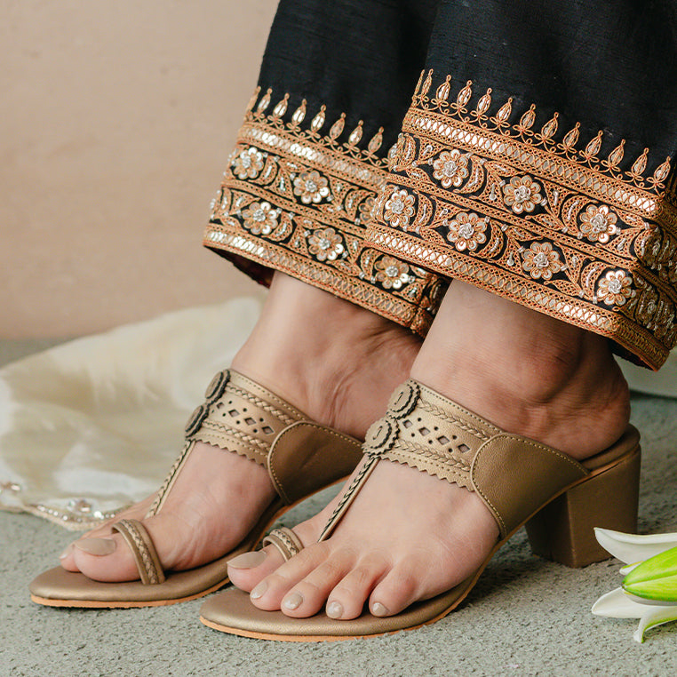 Gold Kohlapuri Box Heel